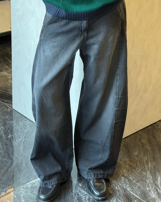 Jeans balloon fit lavaggio grigio scuro sabbiato