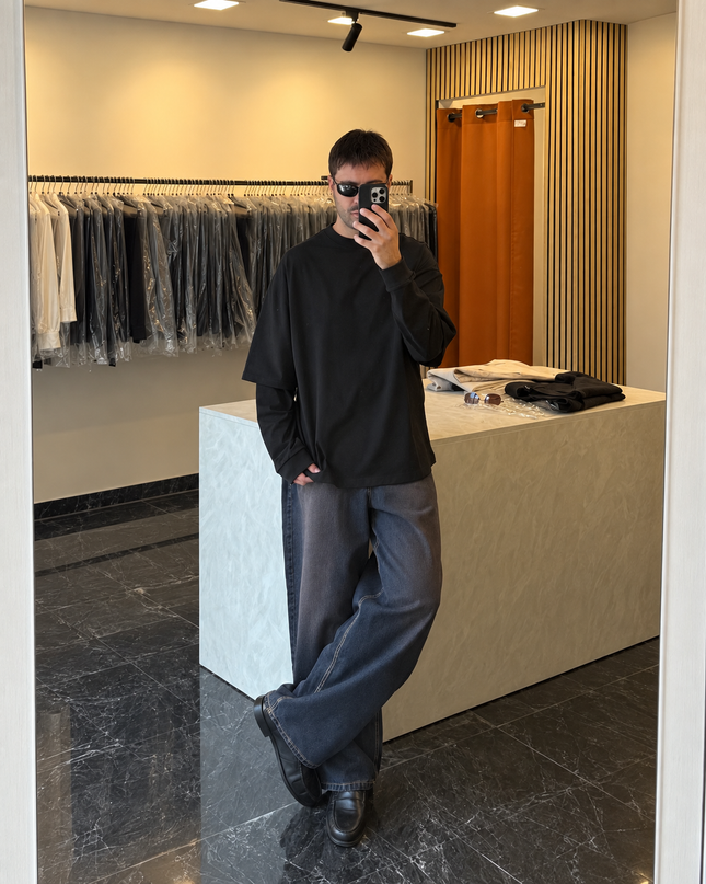 Longsleeve oversize con manica doppiata -Nera
