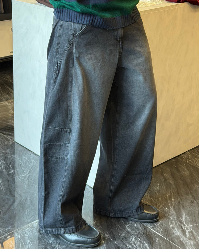 Jeans balloon fit lavaggio grigio scuro sabbiato