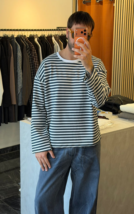 T-Shirt a righe maniche lunghe crop fit