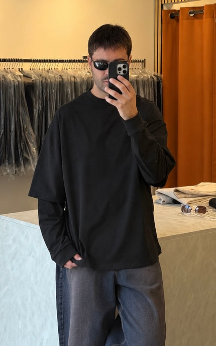 Longsleeve oversize con manica doppiata -Nera