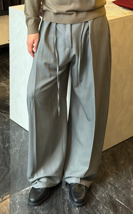 Pantalone con coulisse molto ampio -Grigio