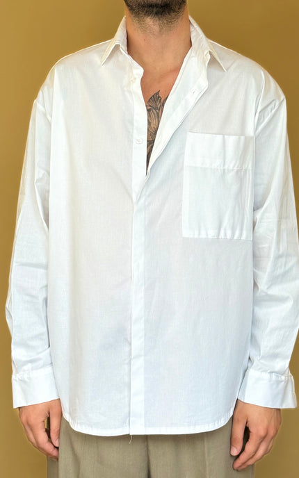 CAMICIA STONDATA OVERSIZE A TINTA UNITA
